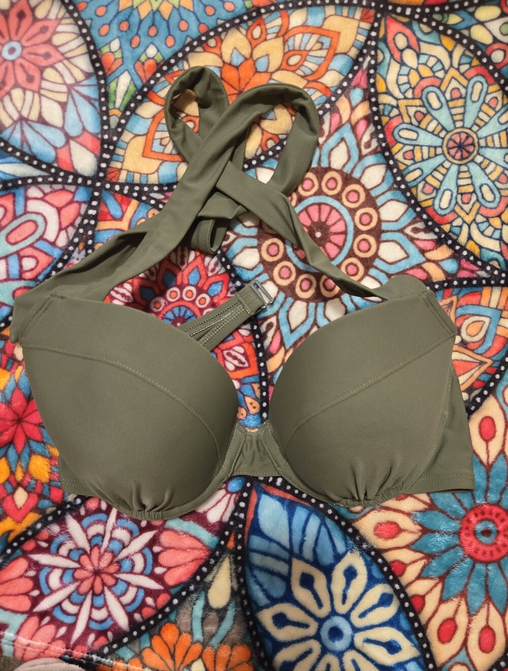 Aeri olive green lightly lined underwire bikini top 34D BLAKELY